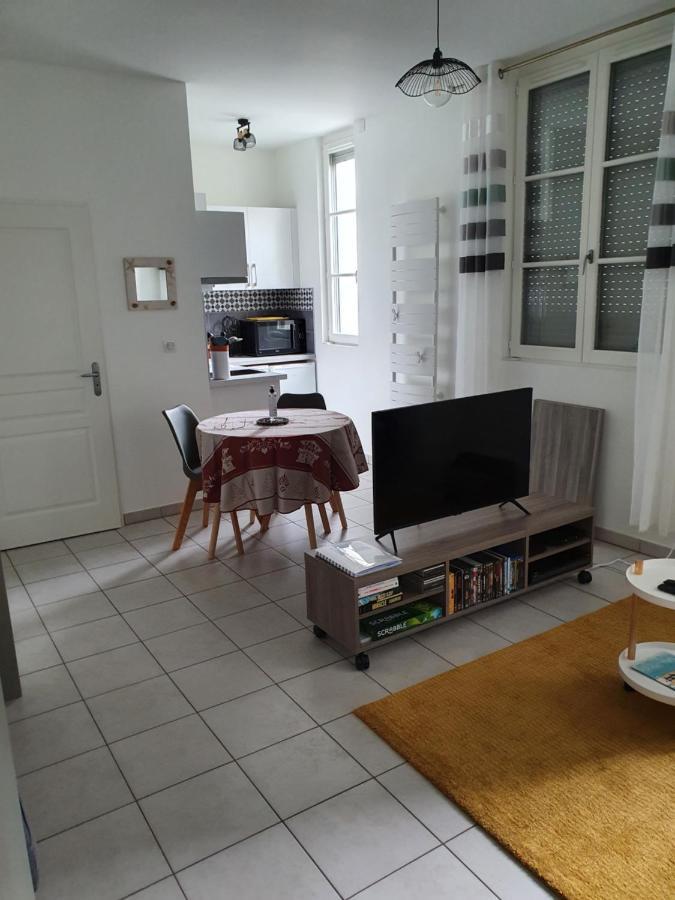 Appartement Cosy Au Calme Et En Centre Ville อิกซ์เลส์แบ็งส์ ภายนอก รูปภาพ